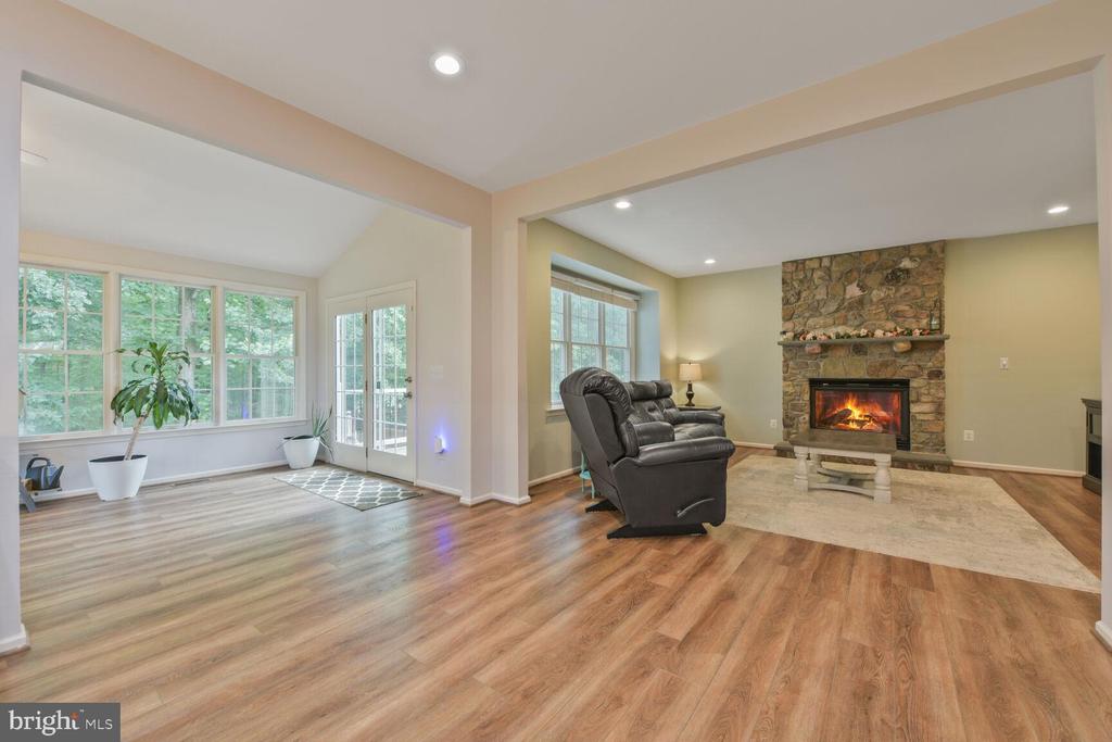 5907 TULLOCH SPRING CT