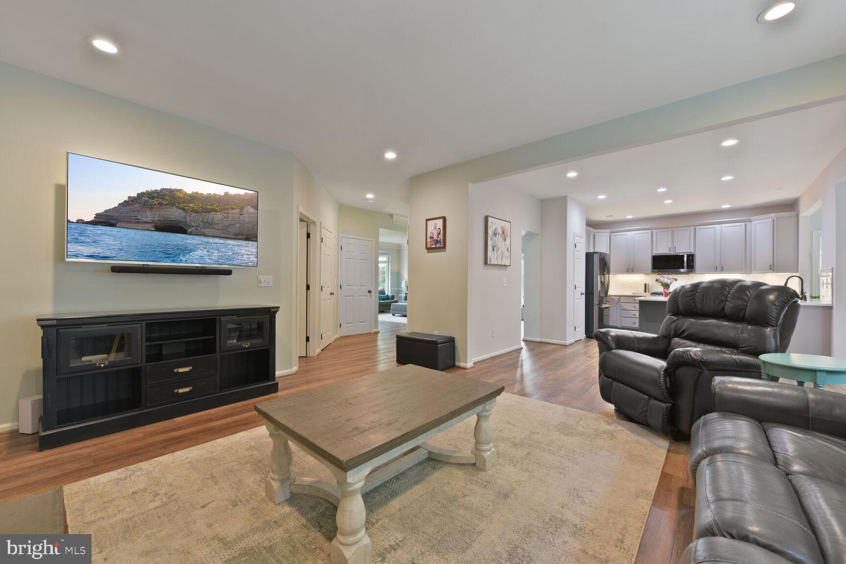 5907 TULLOCH SPRING CT