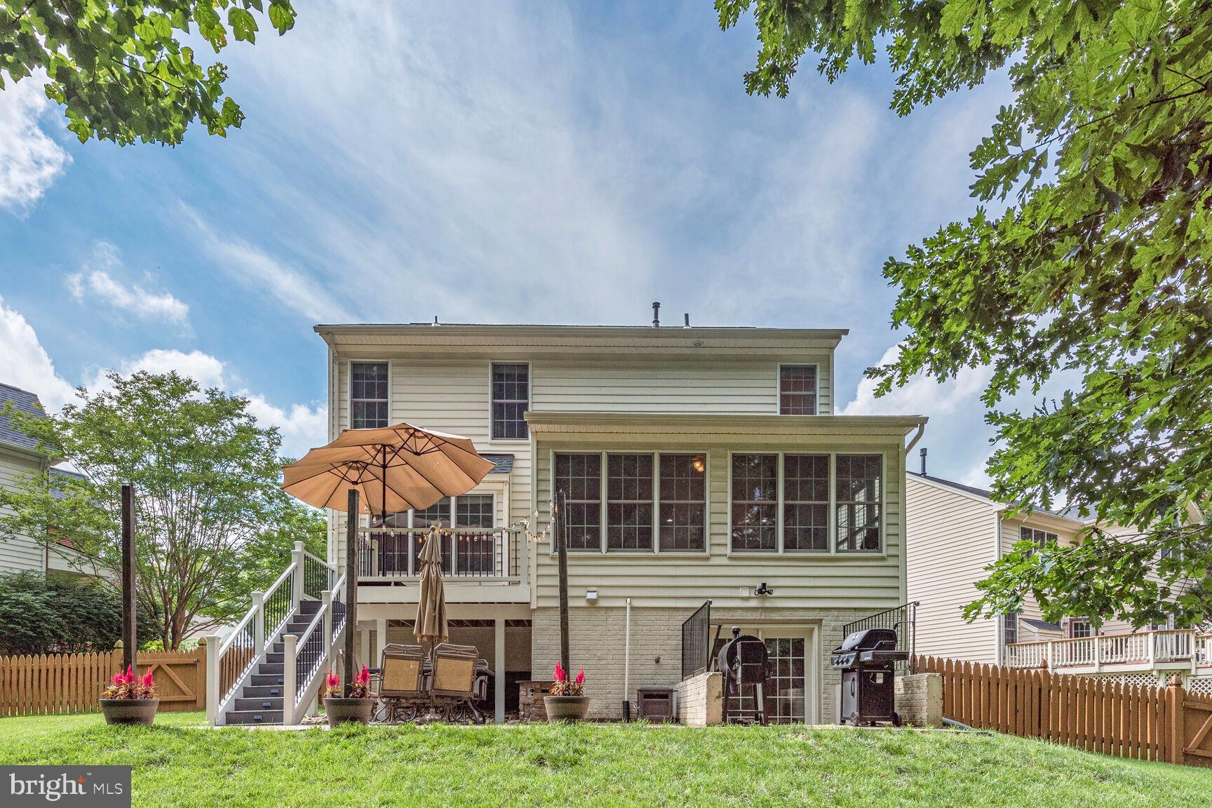5907 TULLOCH SPRING CT
