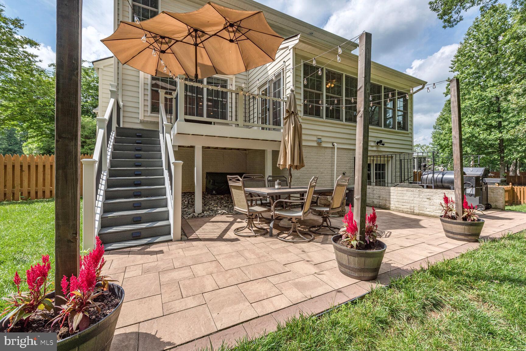 5907 TULLOCH SPRING CT