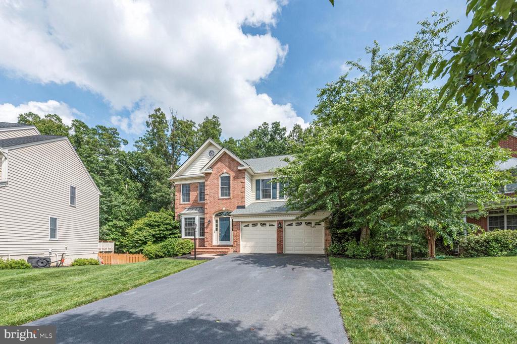 5907 TULLOCH SPRING CT