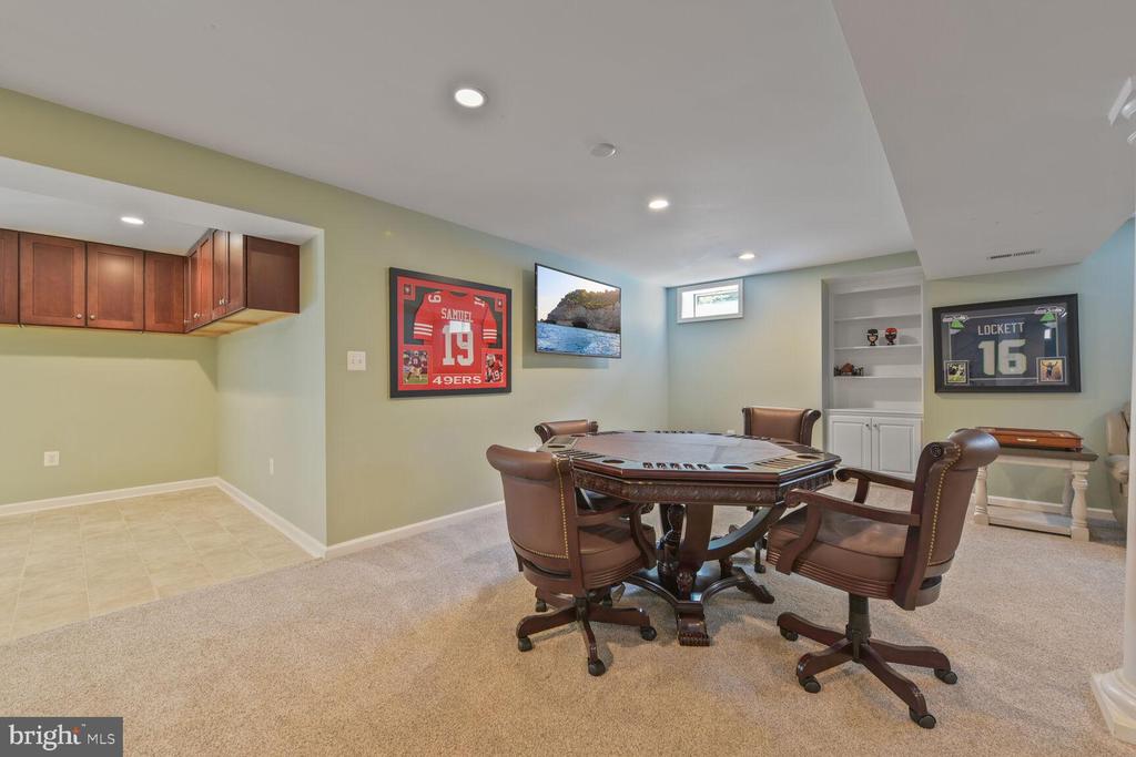 5907 TULLOCH SPRING CT