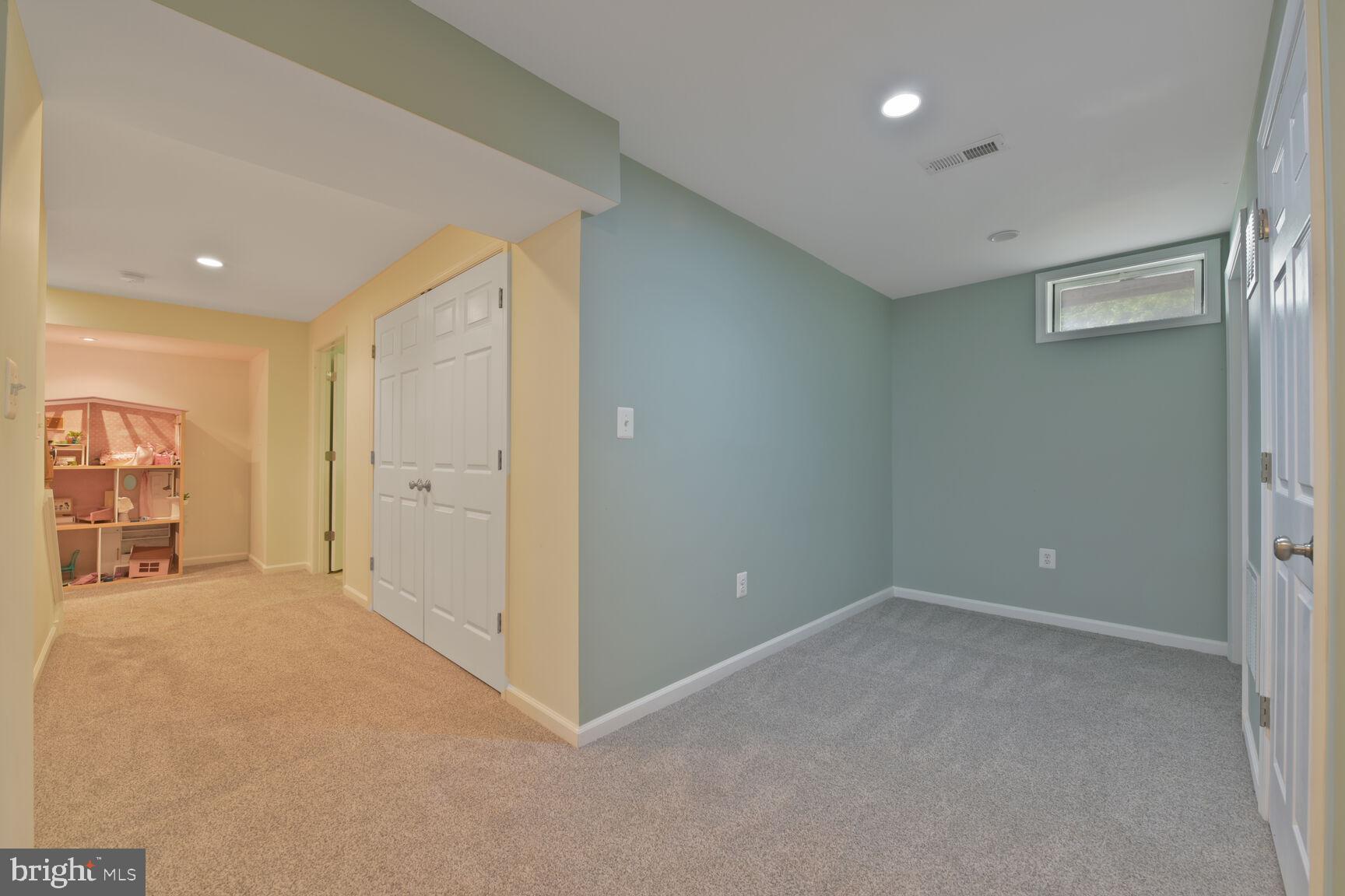 5907 TULLOCH SPRING CT
