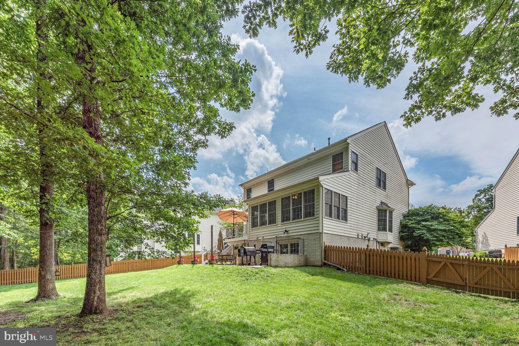 5907 TULLOCH SPRING CT