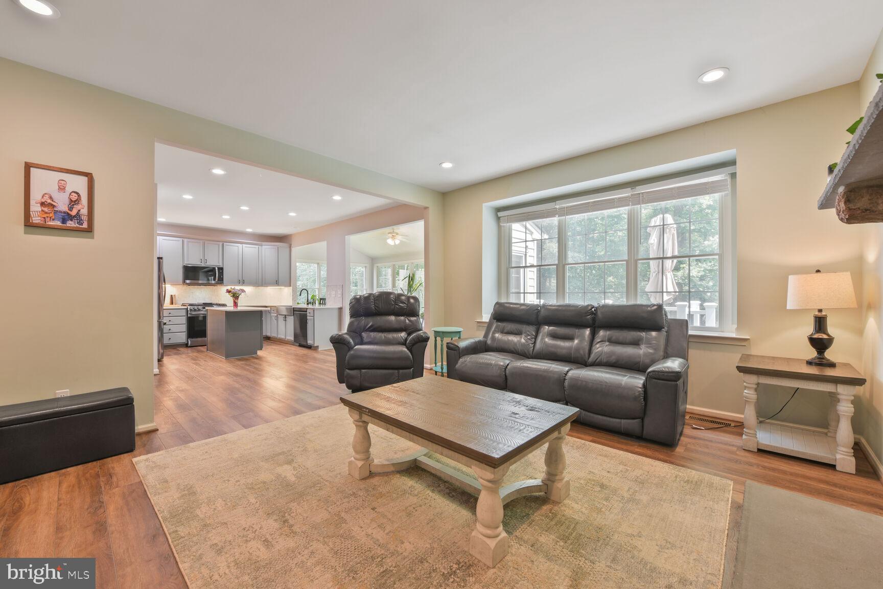 5907 TULLOCH SPRING CT