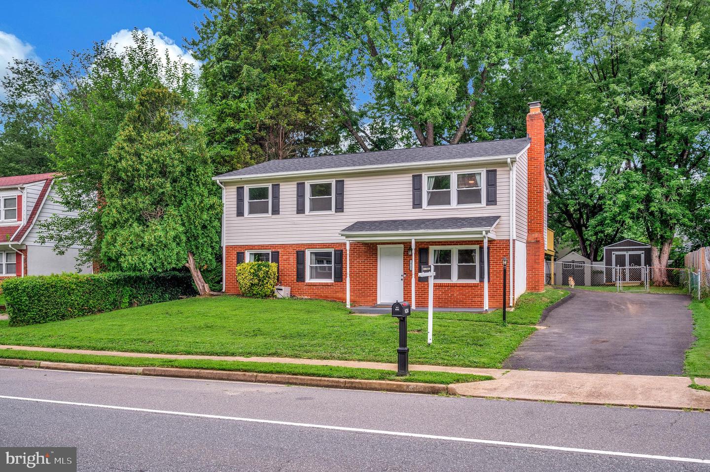 14204 Lindendale Rd