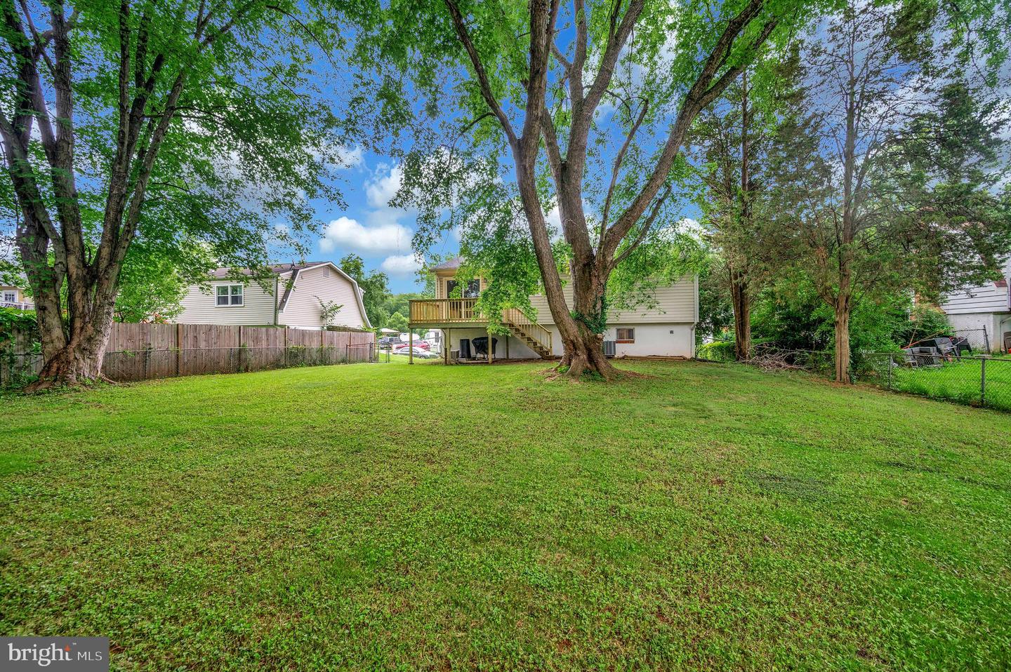 14204 Lindendale Rd