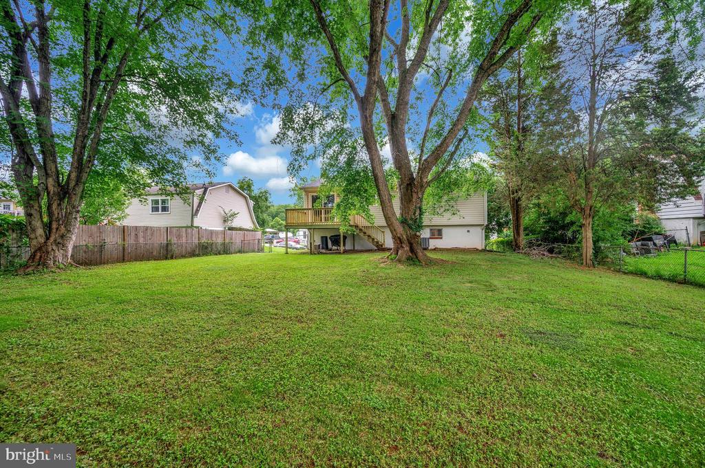 14204 Lindendale Rd