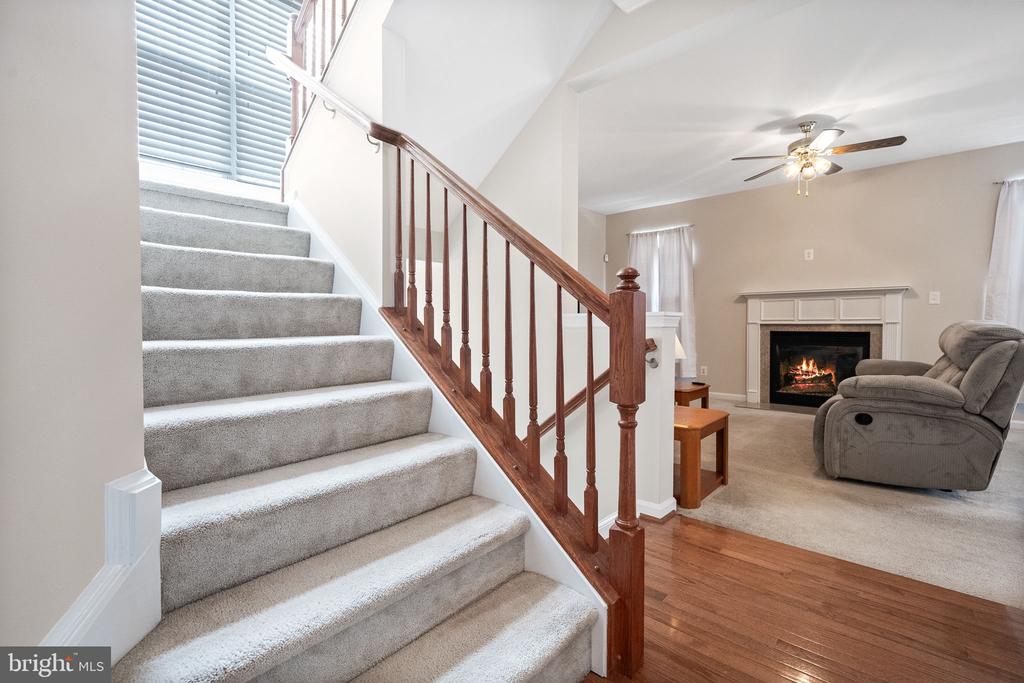 16438 Regatta Ln