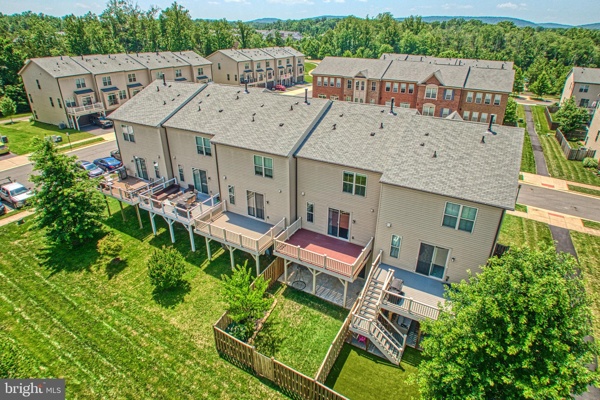 6843 William White Way