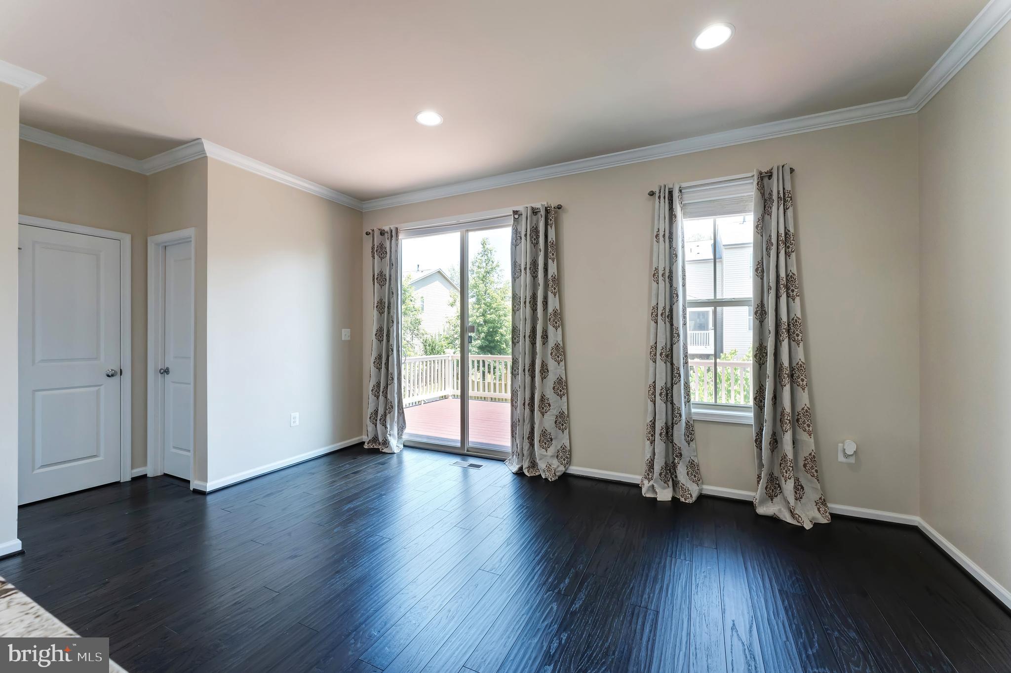 6843 William White Way