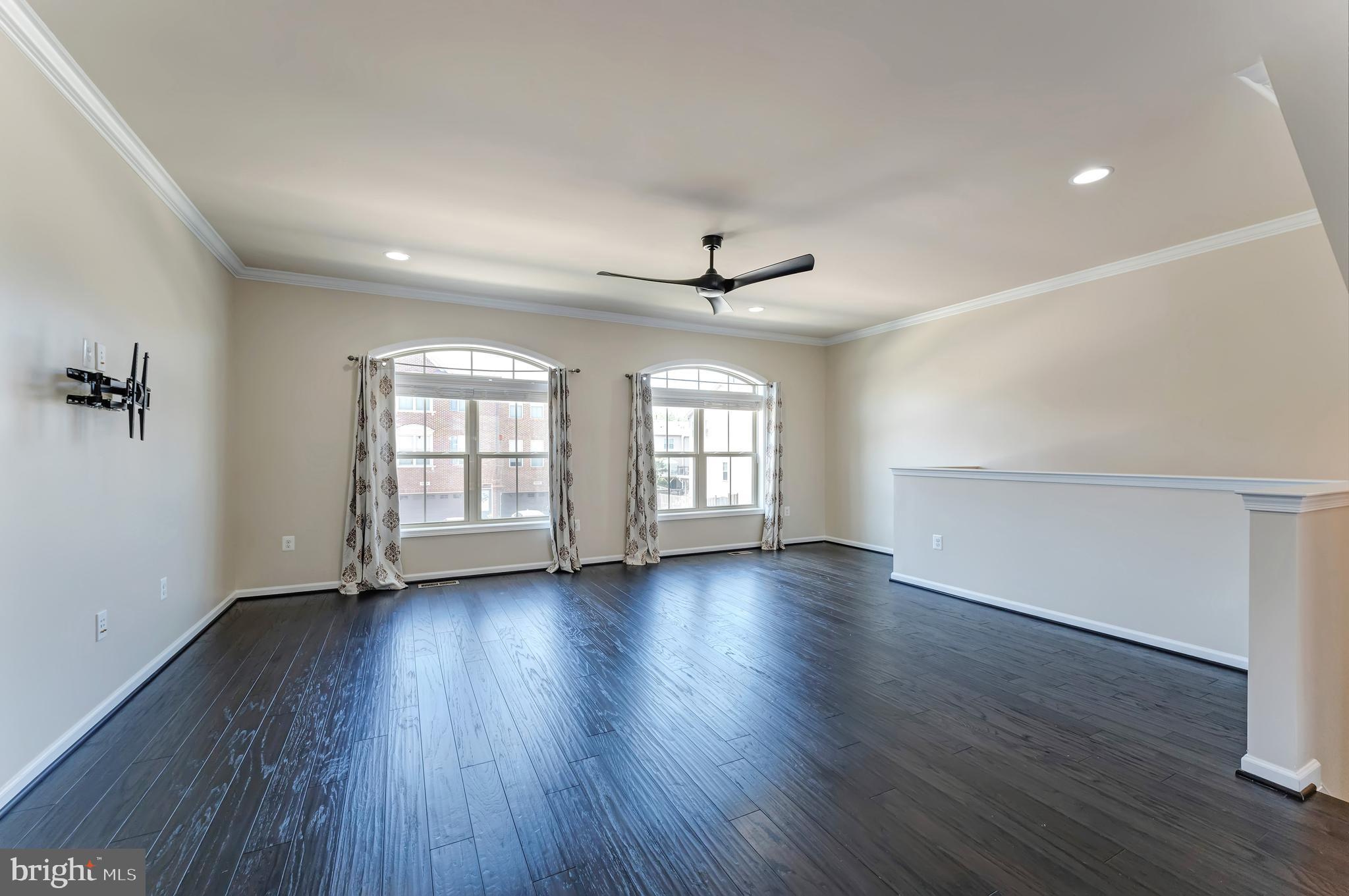 6843 William White Way