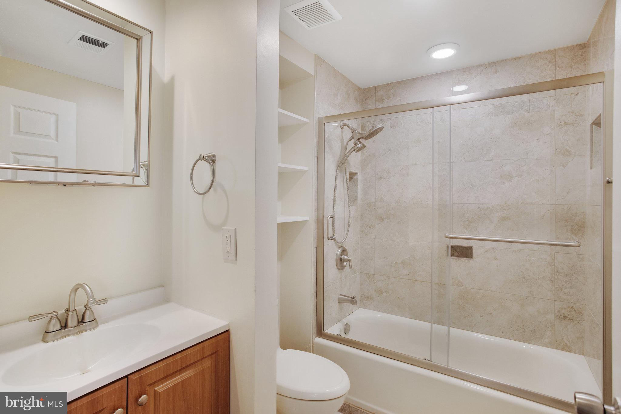 18301 Nob Hill Dr