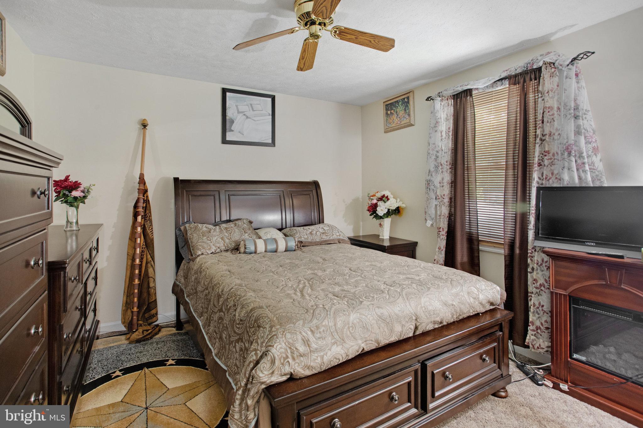 18301 Nob Hill Dr