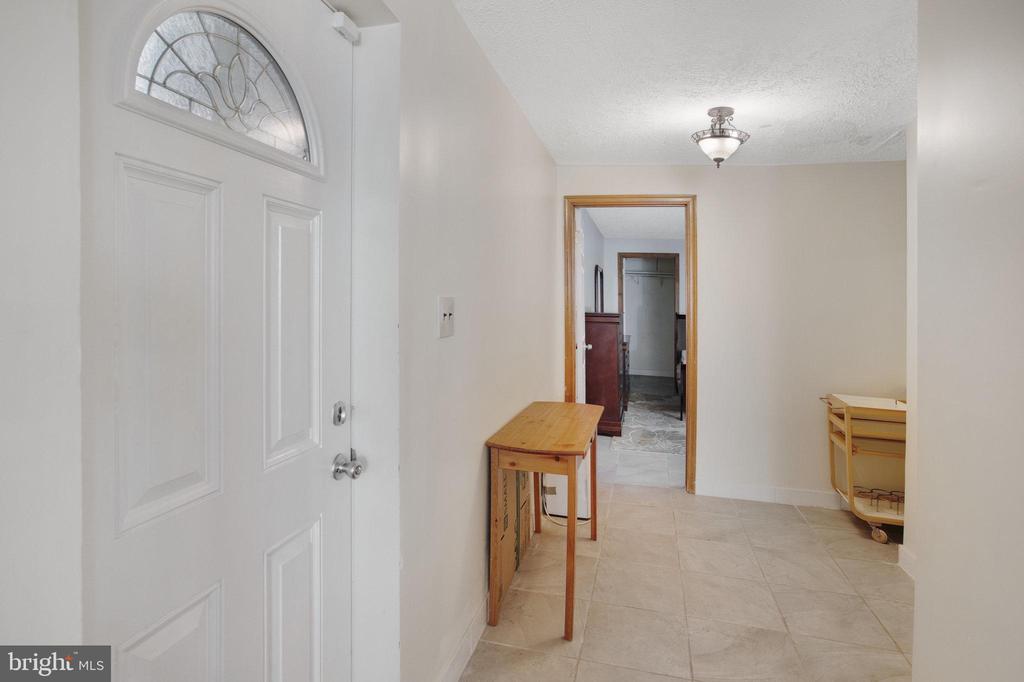 18301 Nob Hill Dr