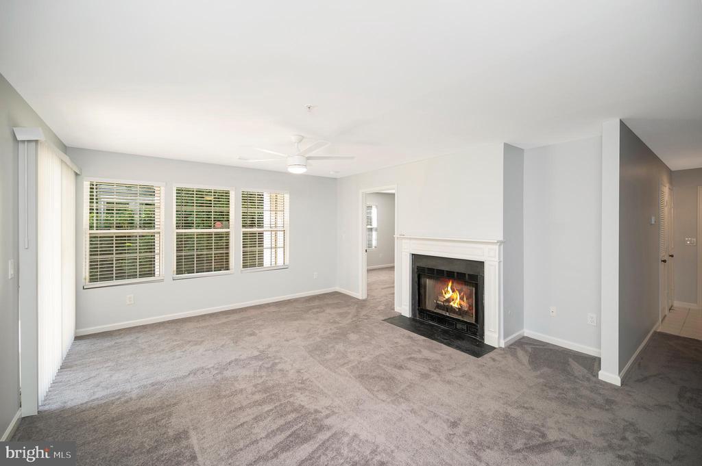 14188 CUDDY LOOP ##102
