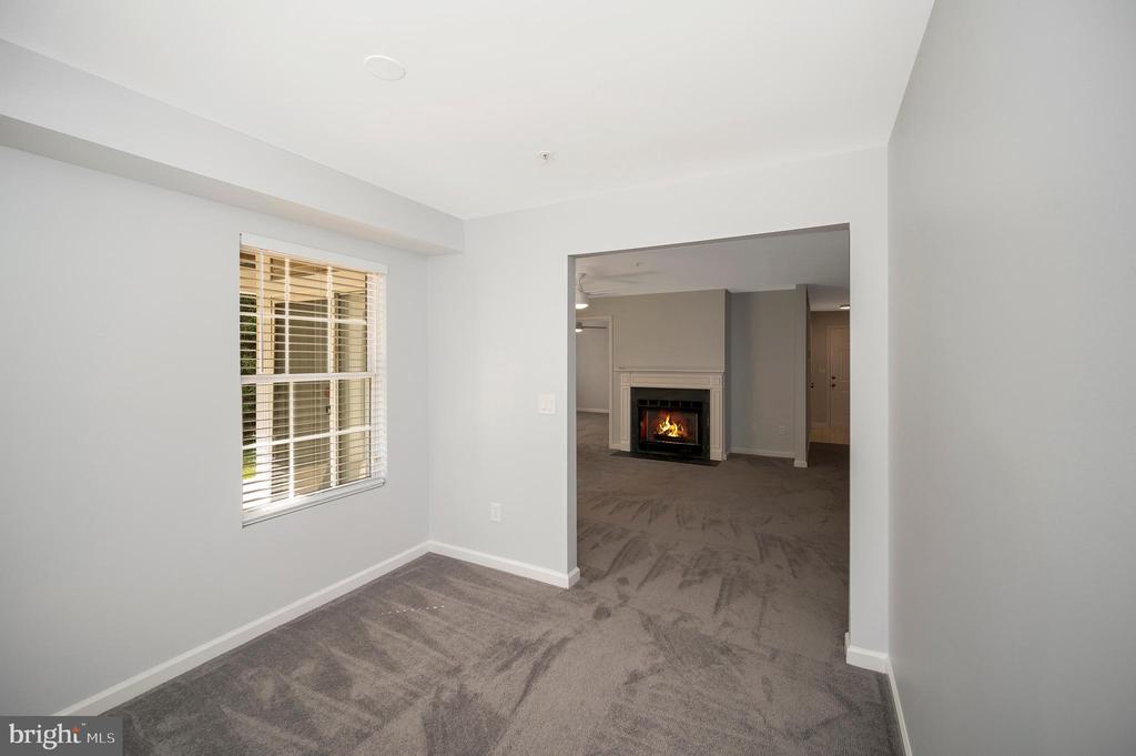 14188 CUDDY LOOP ##102