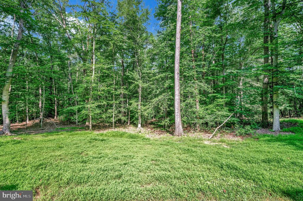 5599 Small Oak Ct