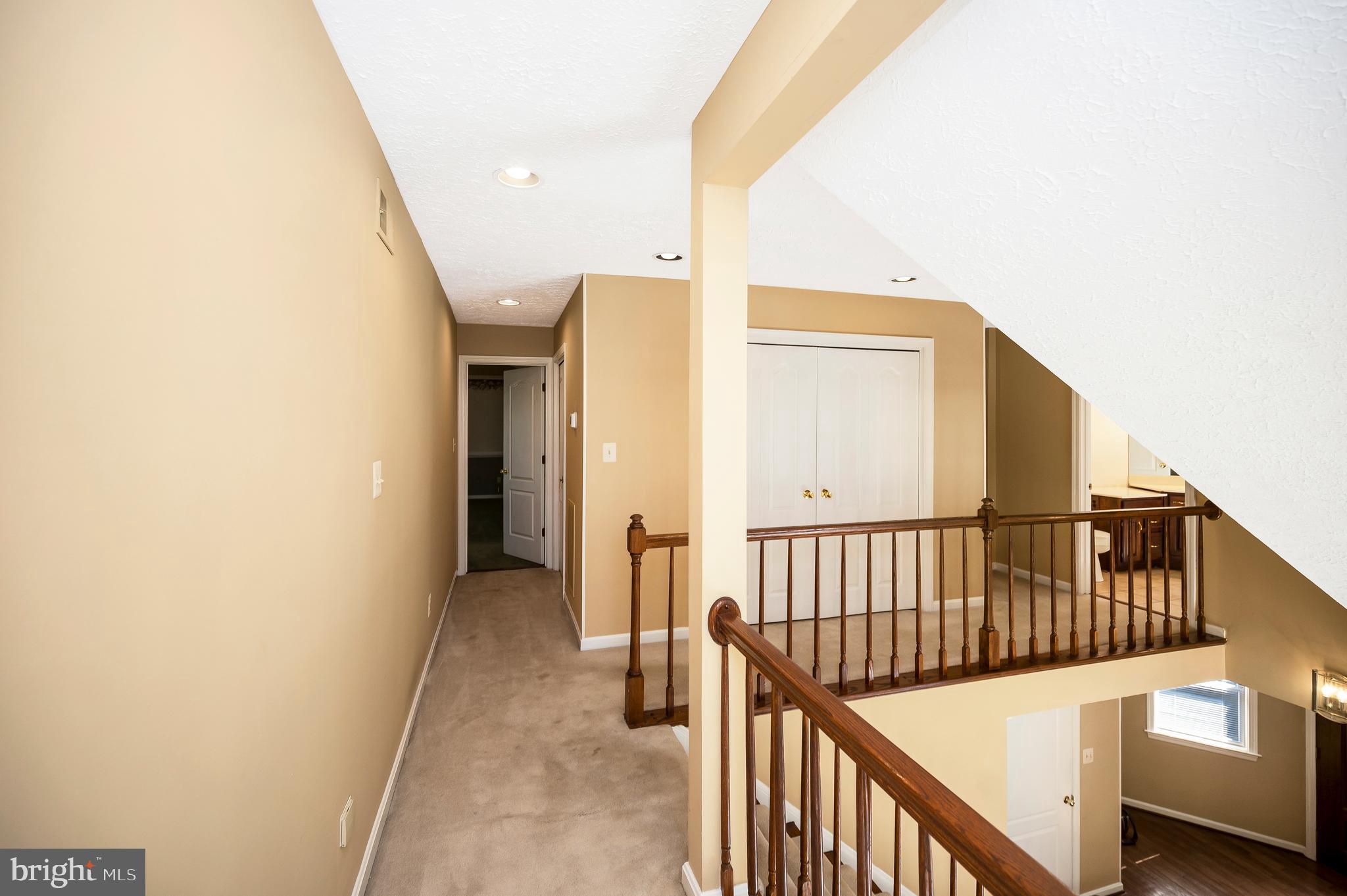 5599 Small Oak Ct