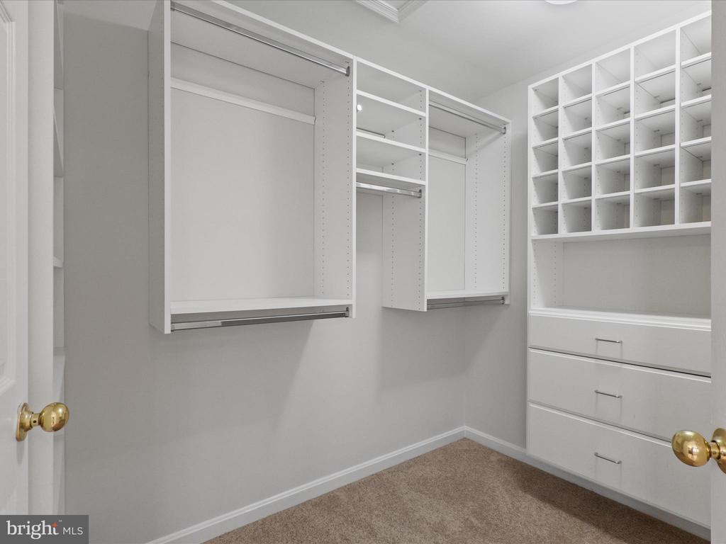 13044 PILGRIMS INN DRIVE