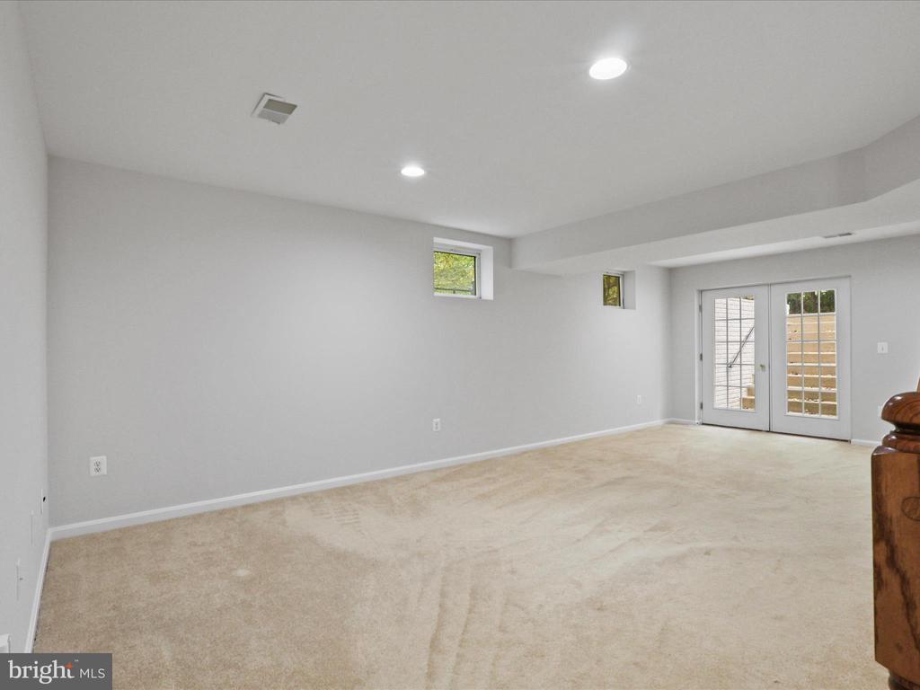 13044 PILGRIMS INN DRIVE