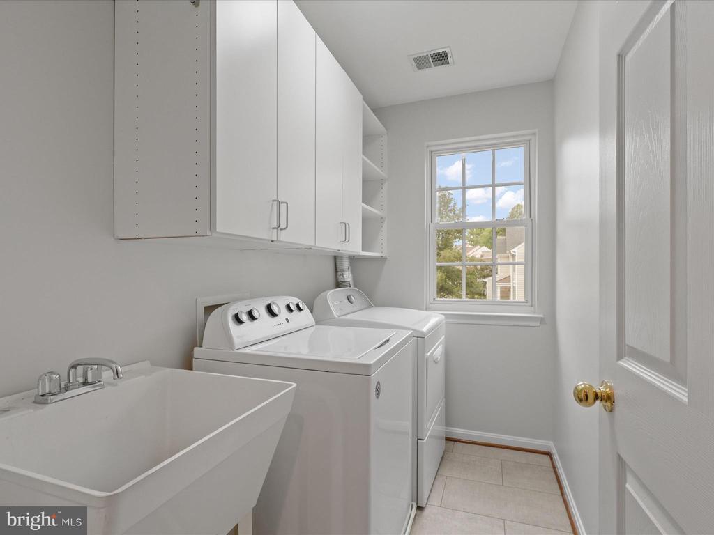 13044 PILGRIMS INN DRIVE