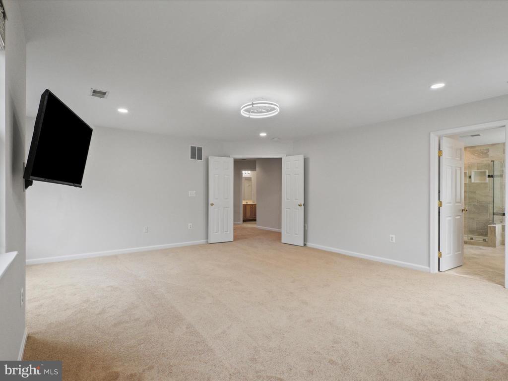 13044 PILGRIMS INN DRIVE