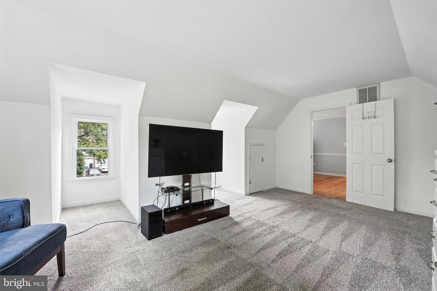 15055 Greenmount Dr