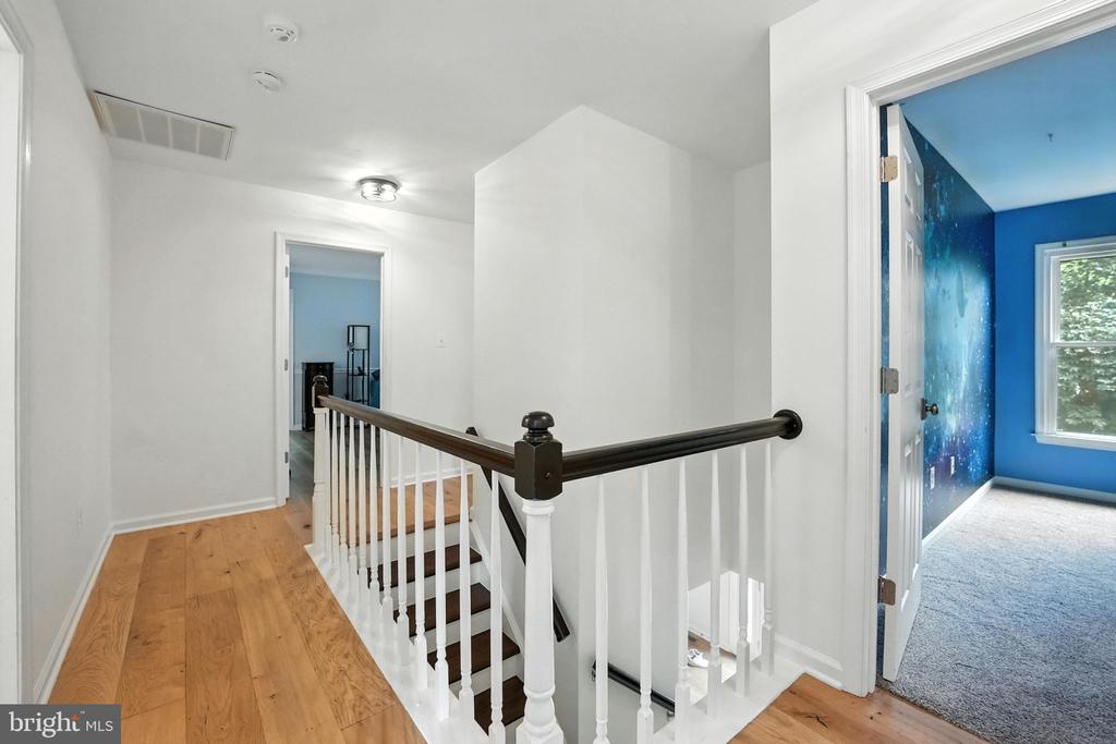 15055 Greenmount Dr