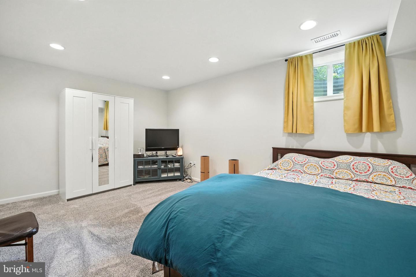 15055 Greenmount Dr