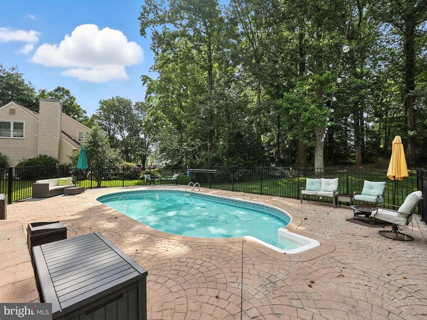 15055 Greenmount Dr