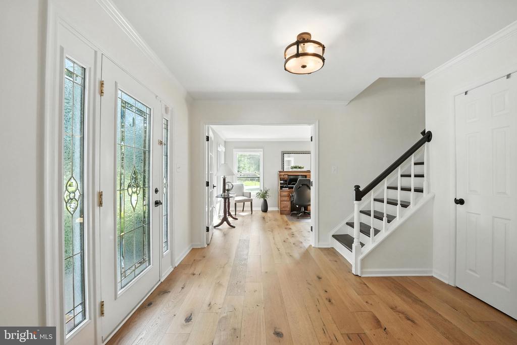 15055 Greenmount Dr