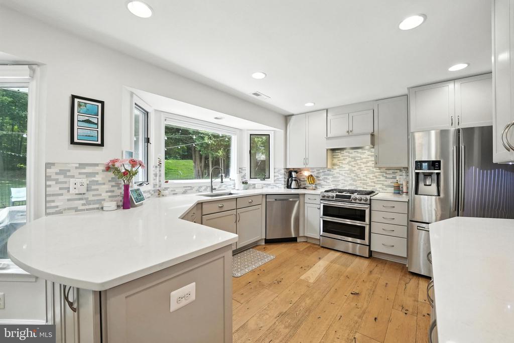15055 Greenmount Dr
