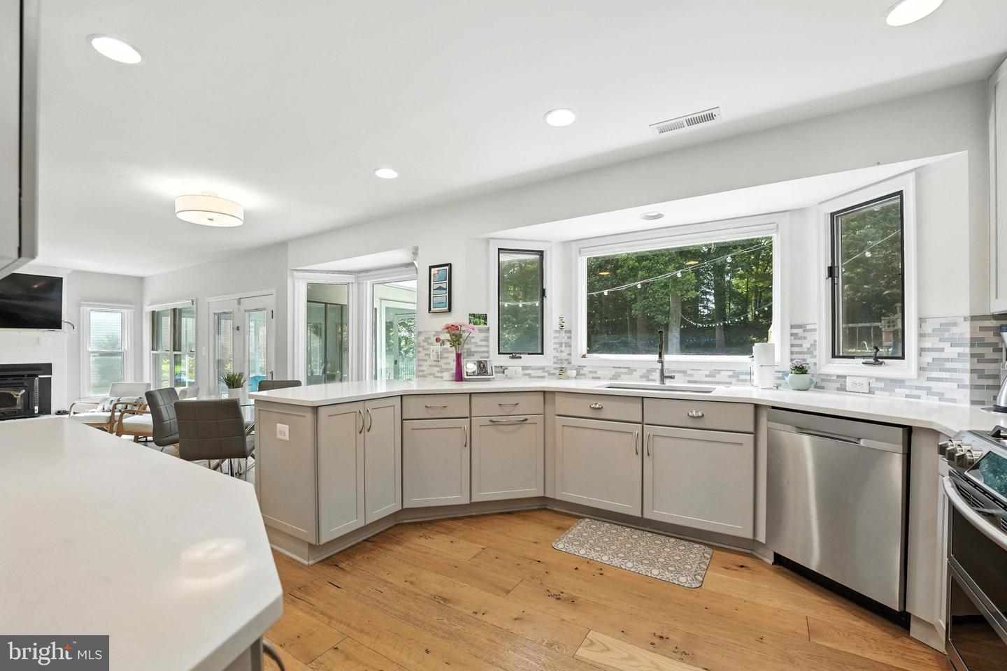 15055 Greenmount Dr