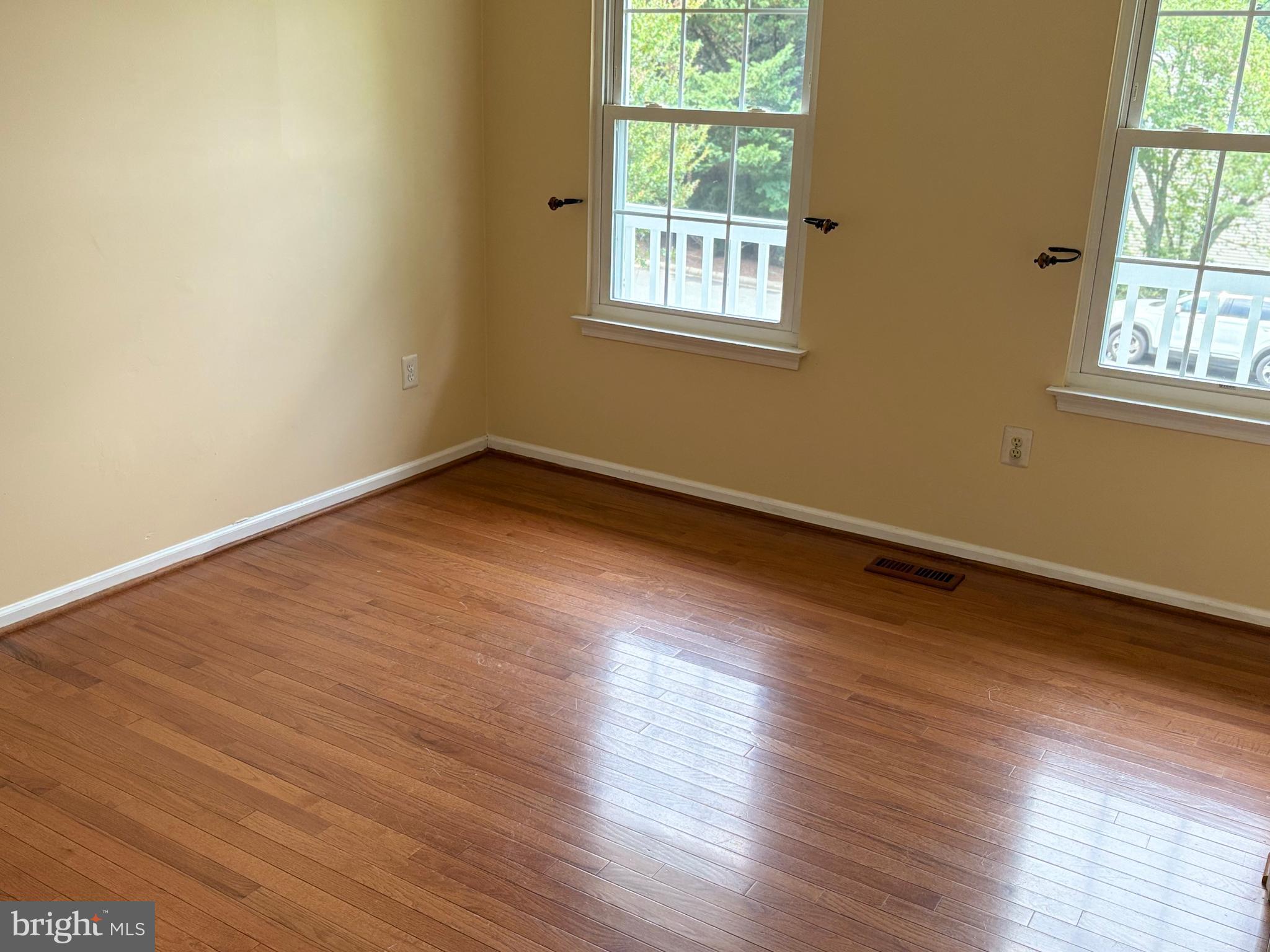 3479 WAINSCOTT PL