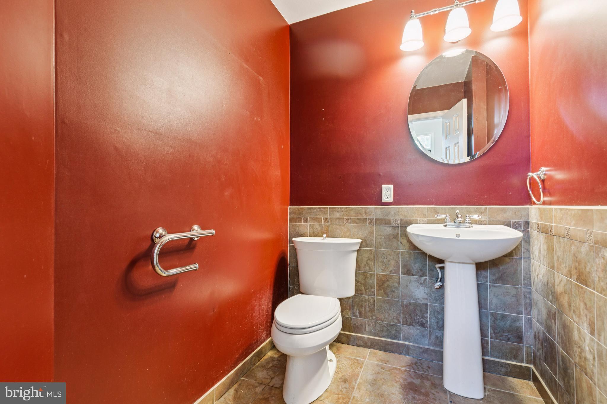 5099 Lands End Ct