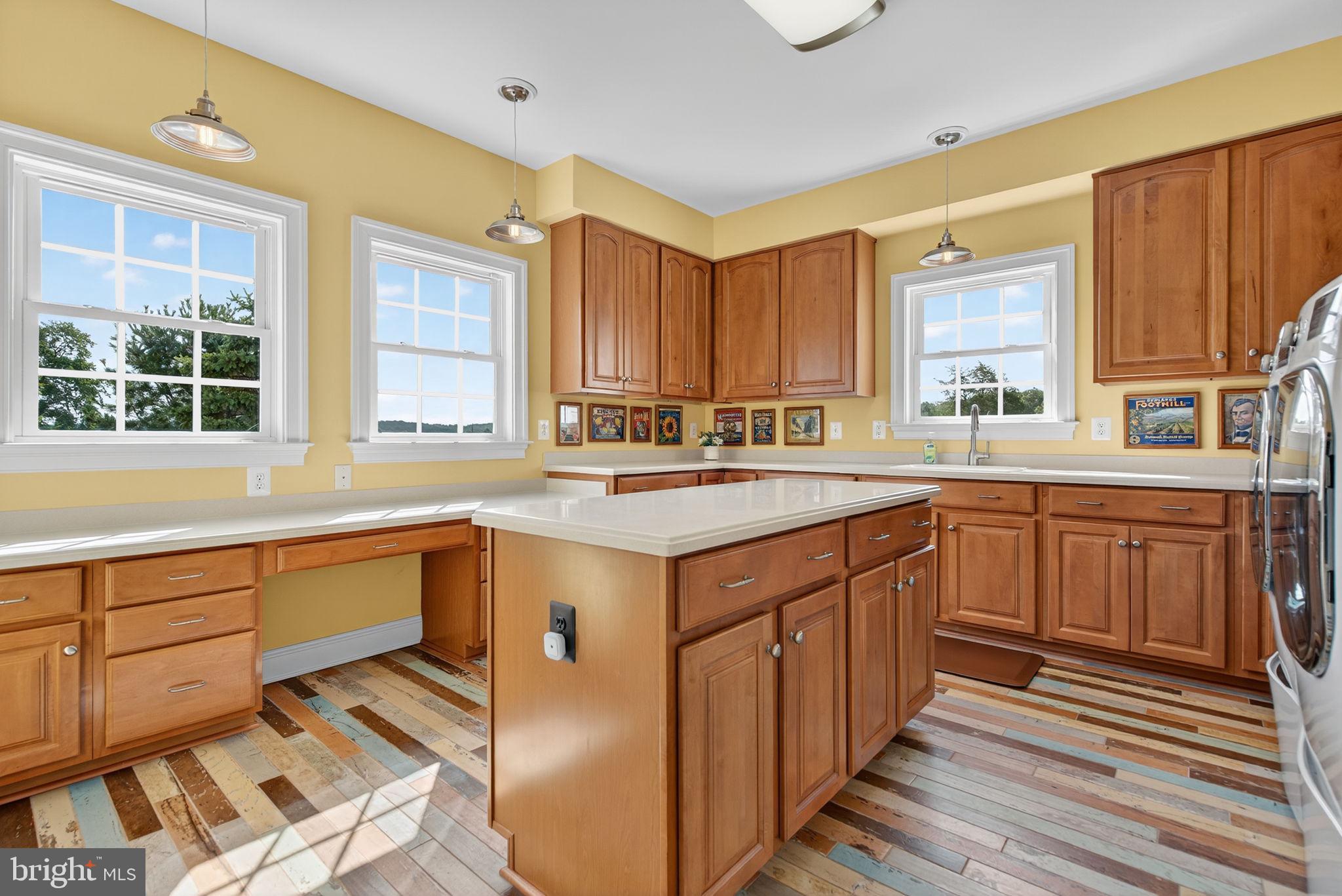 10895 JUSTABOUT FARMS LANE