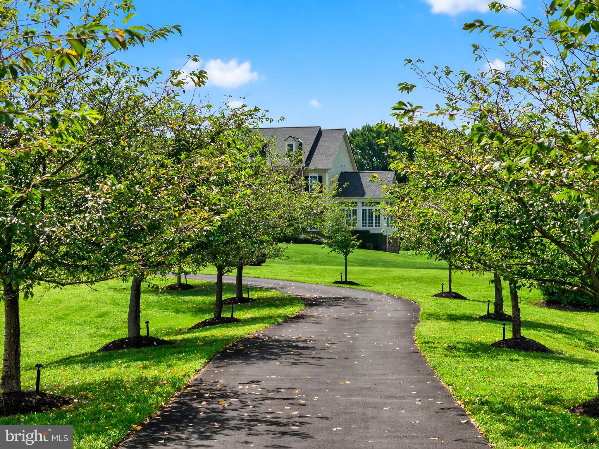 10895 JUSTABOUT FARMS LANE