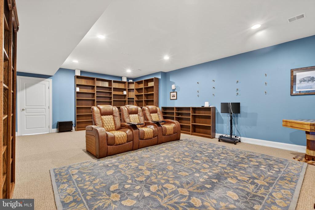 10895 JUSTABOUT FARMS LANE