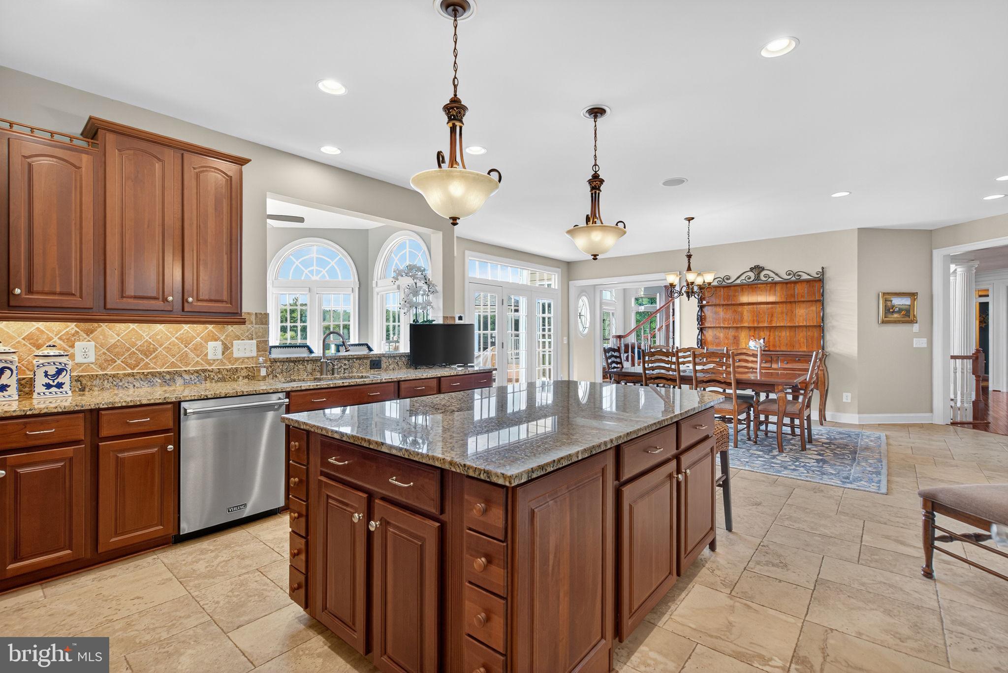 10895 JUSTABOUT FARMS LANE