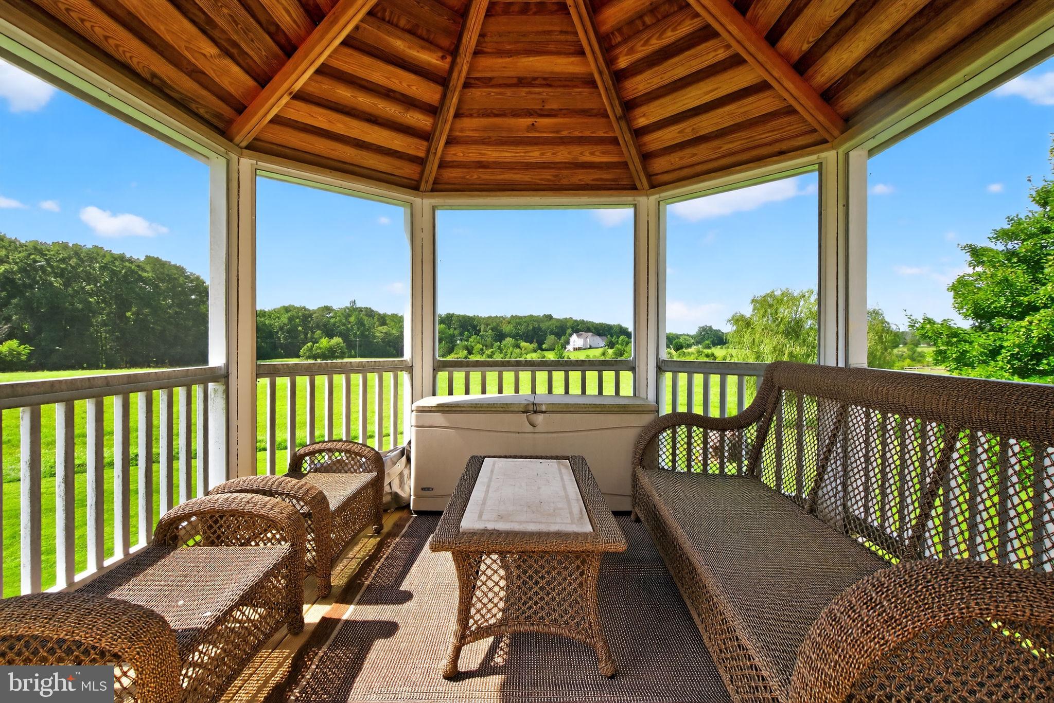 10895 JUSTABOUT FARMS LANE