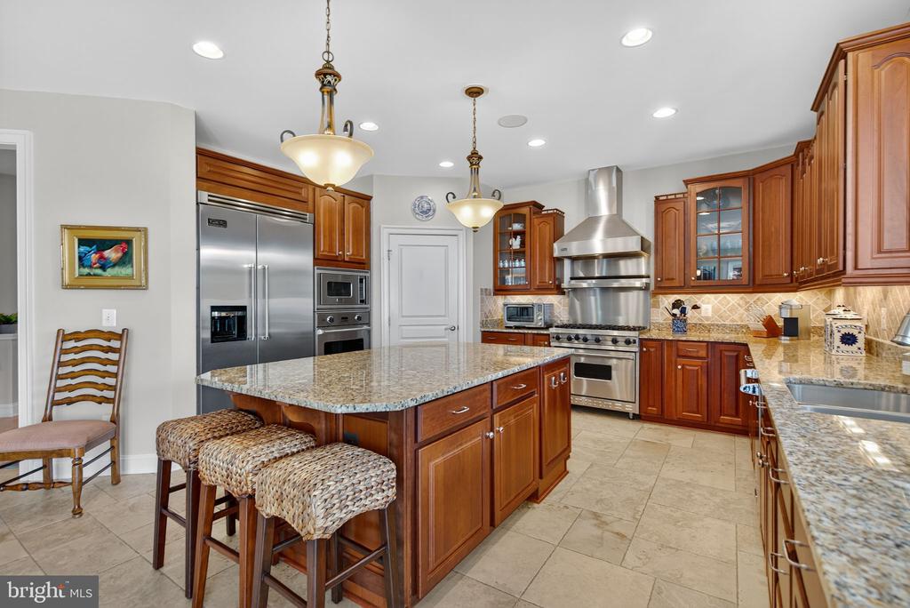 10895 JUSTABOUT FARMS LANE