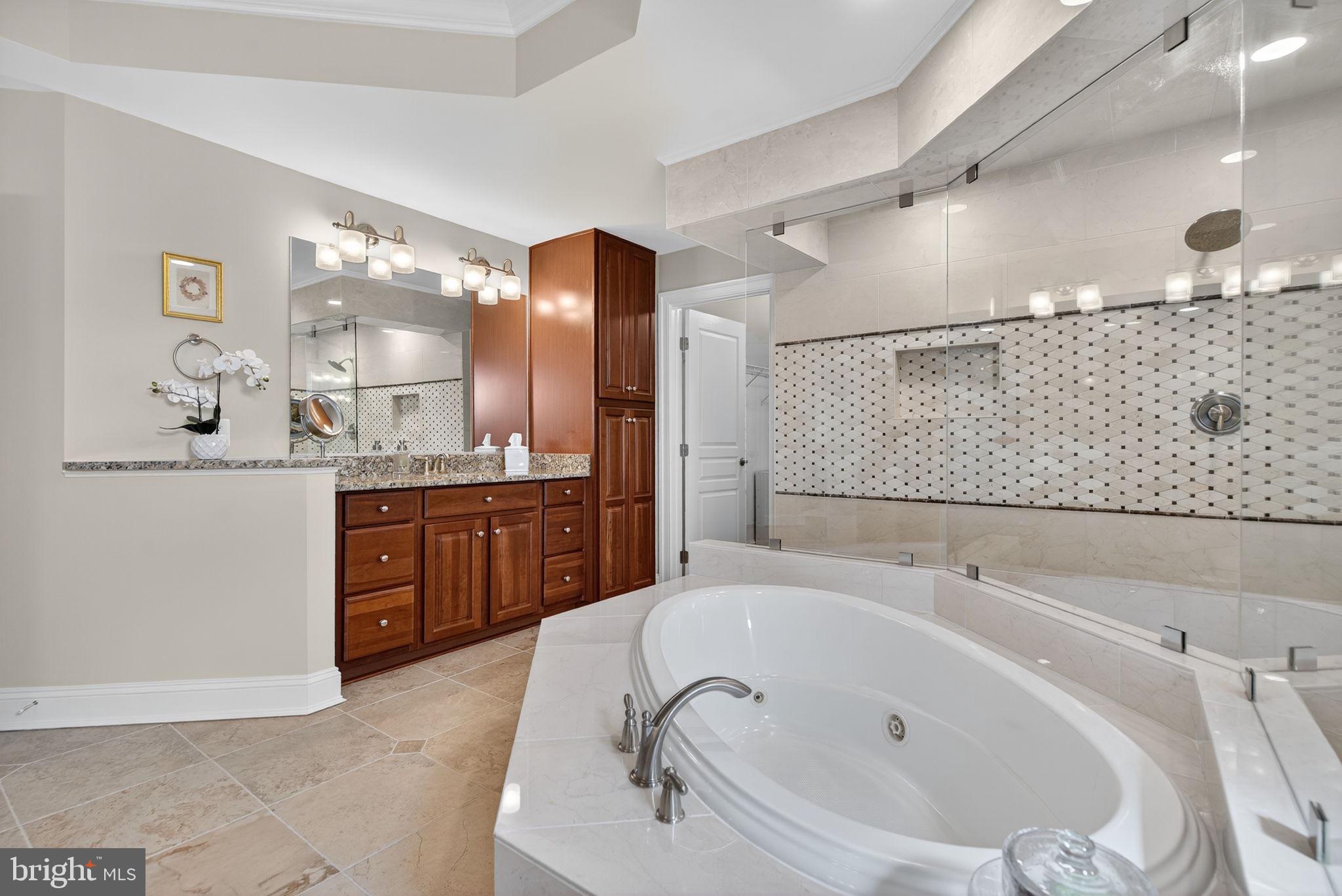 10895 JUSTABOUT FARMS LANE