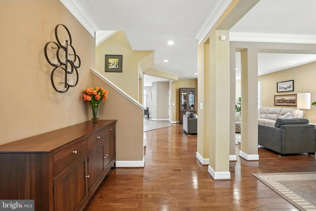 15318 Maribelle Pl