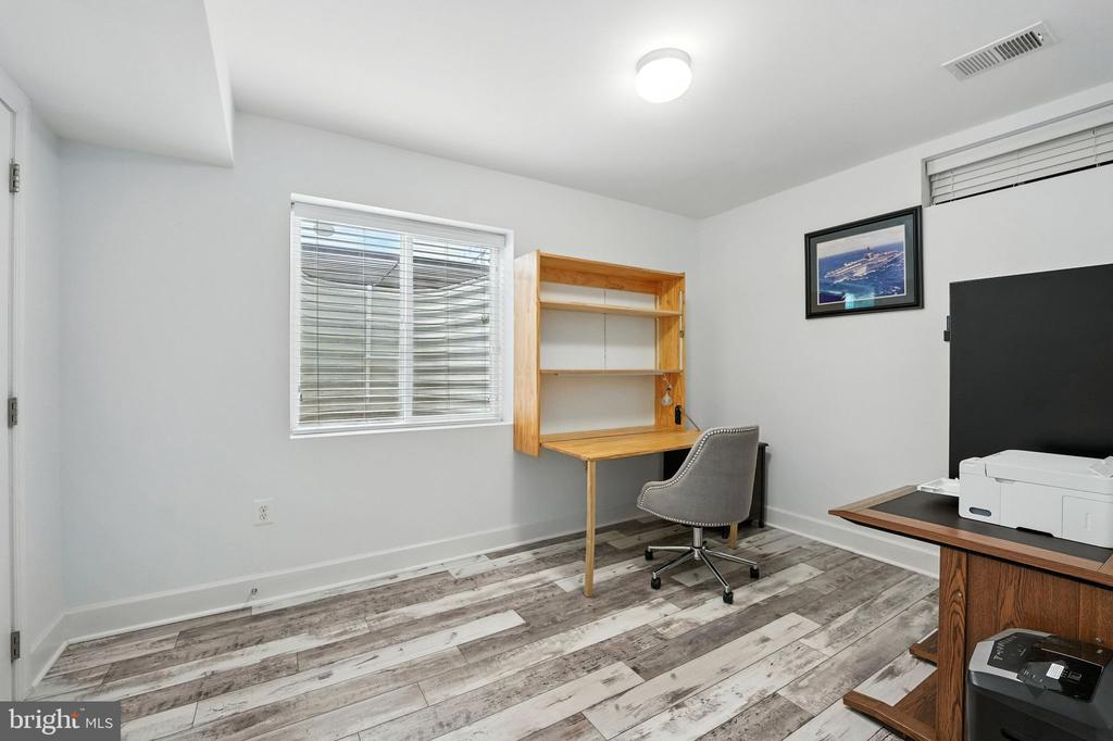 15318 Maribelle Pl