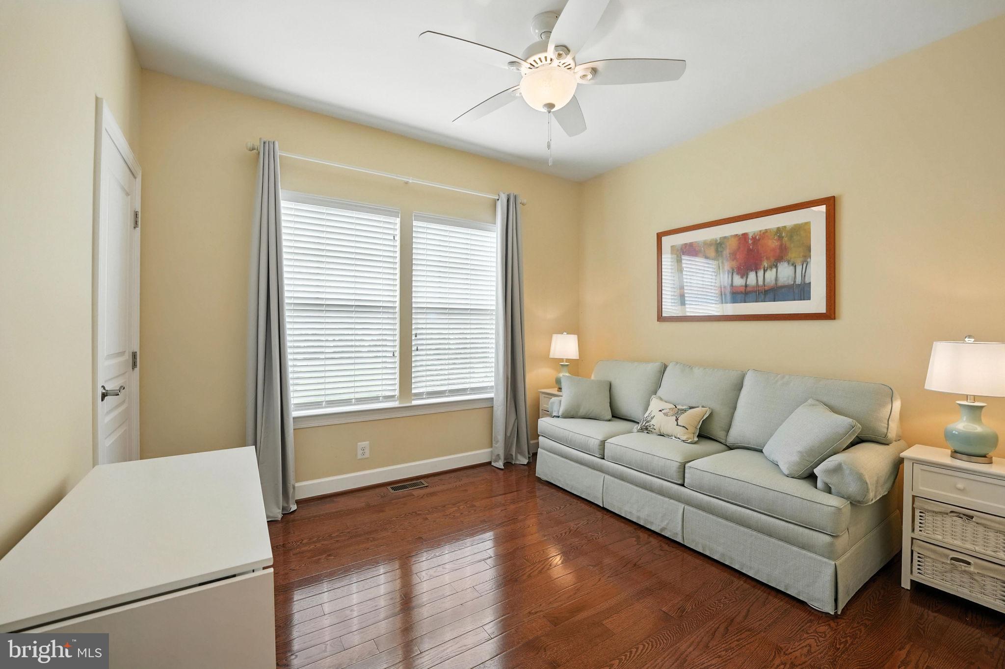 15318 Maribelle Pl
