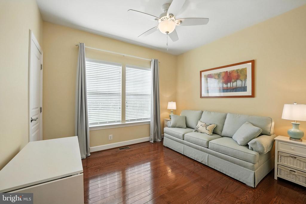 15318 Maribelle Pl