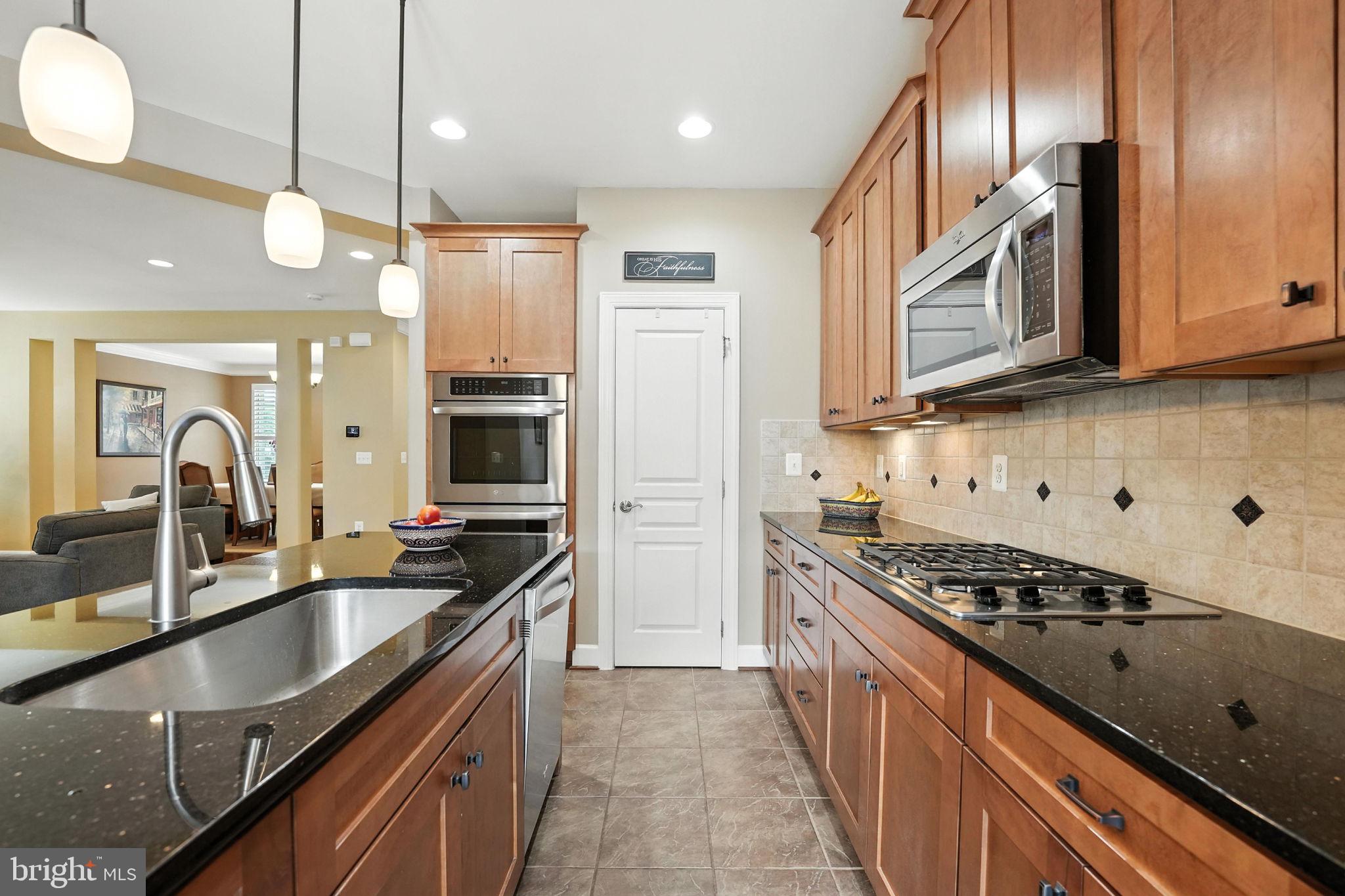 15318 Maribelle Pl