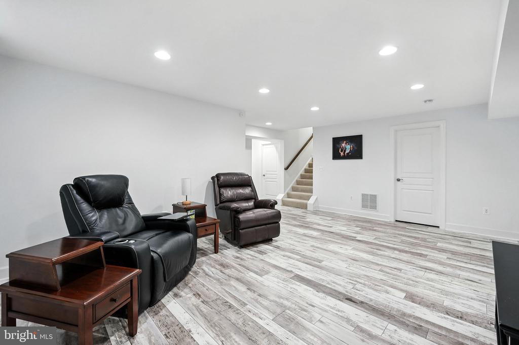 15318 Maribelle Pl