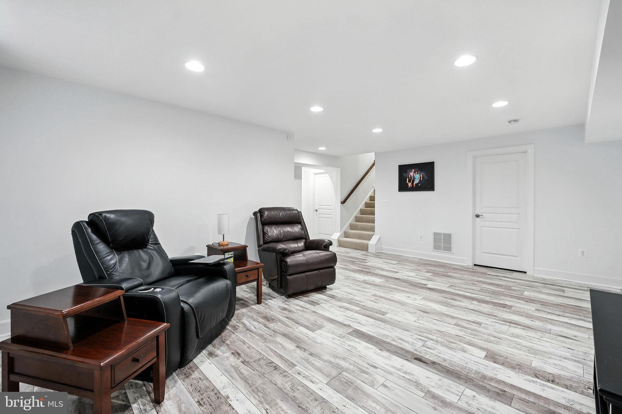 15318 Maribelle Pl